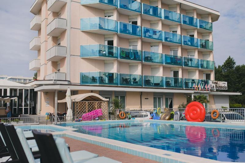 Hotel La Bussola Τζεσόλο Λίντο Εξωτερικό φωτογραφία