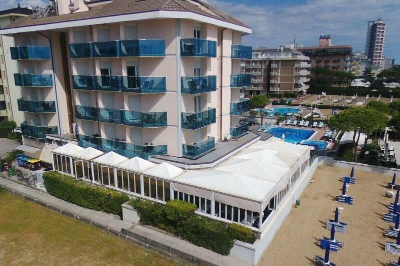 Hotel La Bussola Τζεσόλο Λίντο Εξωτερικό φωτογραφία